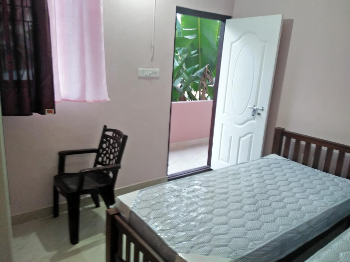 Metro Mens Hostel Kochi Kültér fotó